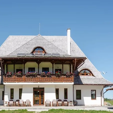 Maison d'hôtes Pensiunea Poiana Vladesei Sacuieu